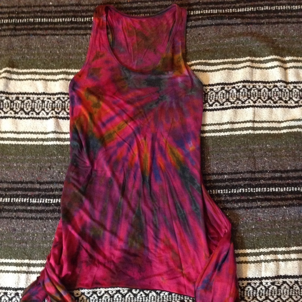 Tied Dyed tank top-Sz Med-pit to pit 14"-28 length